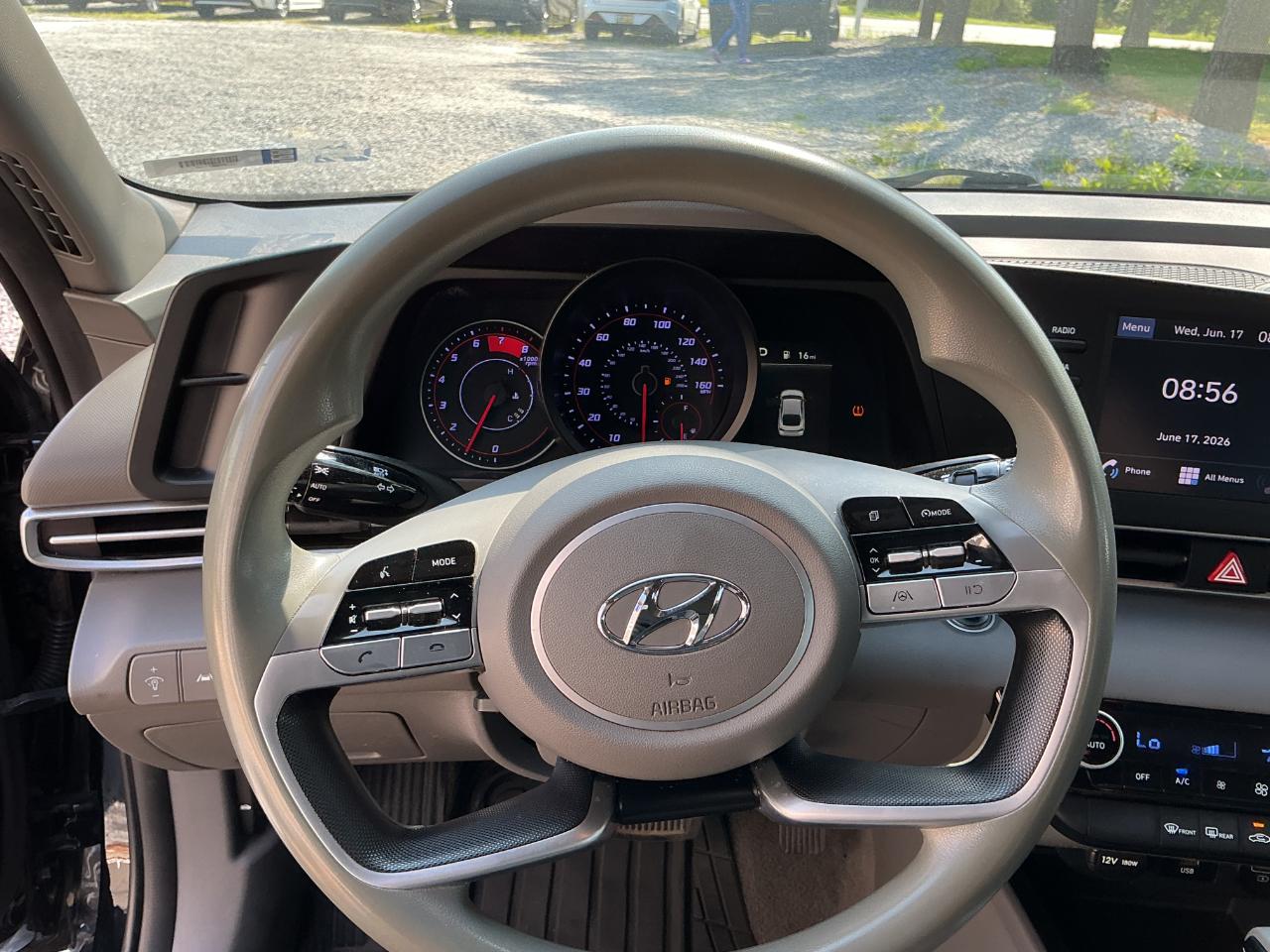 Hyundai Elantra SEL 2023