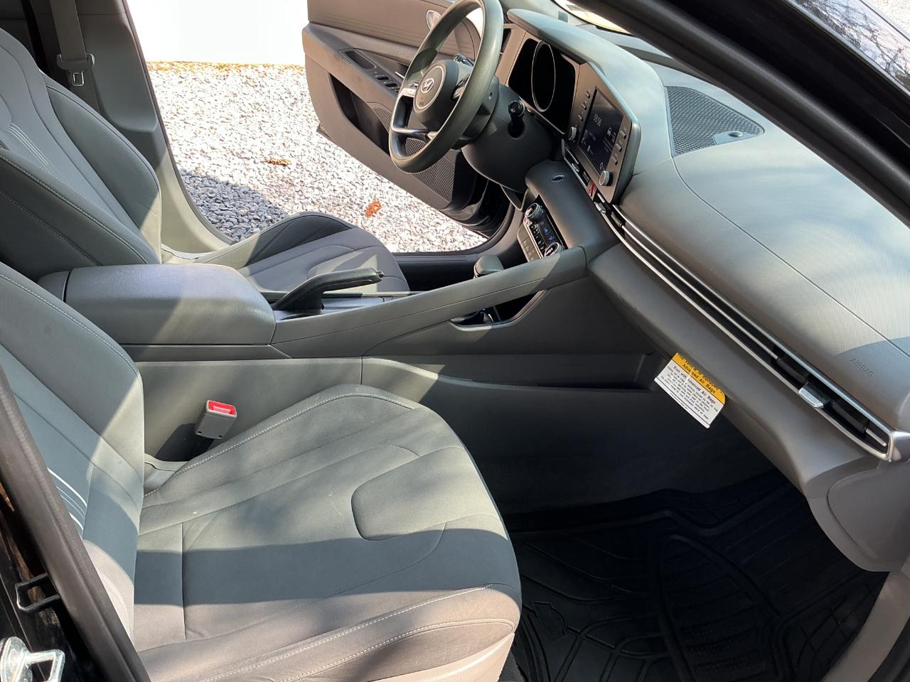 Hyundai Elantra SEL 2023