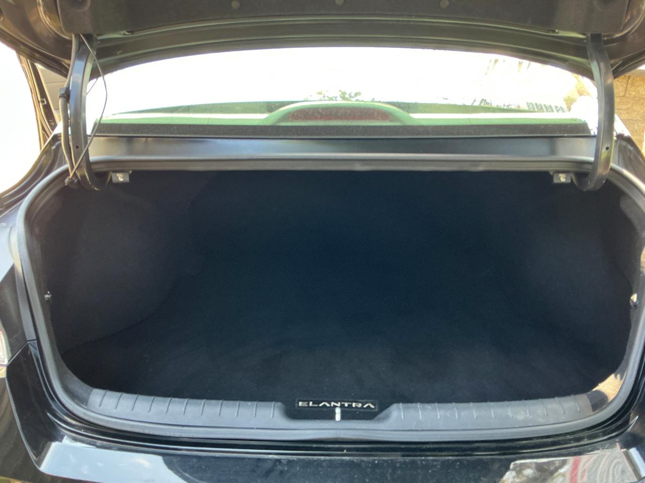 Hyundai Elantra SEL 2023