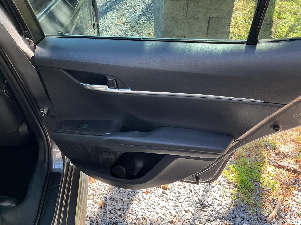 Toyota Camry SE 2021