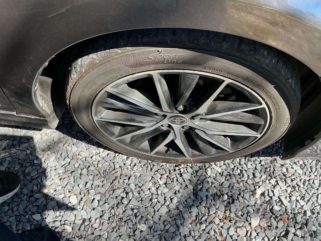 Toyota Camry SE 2021