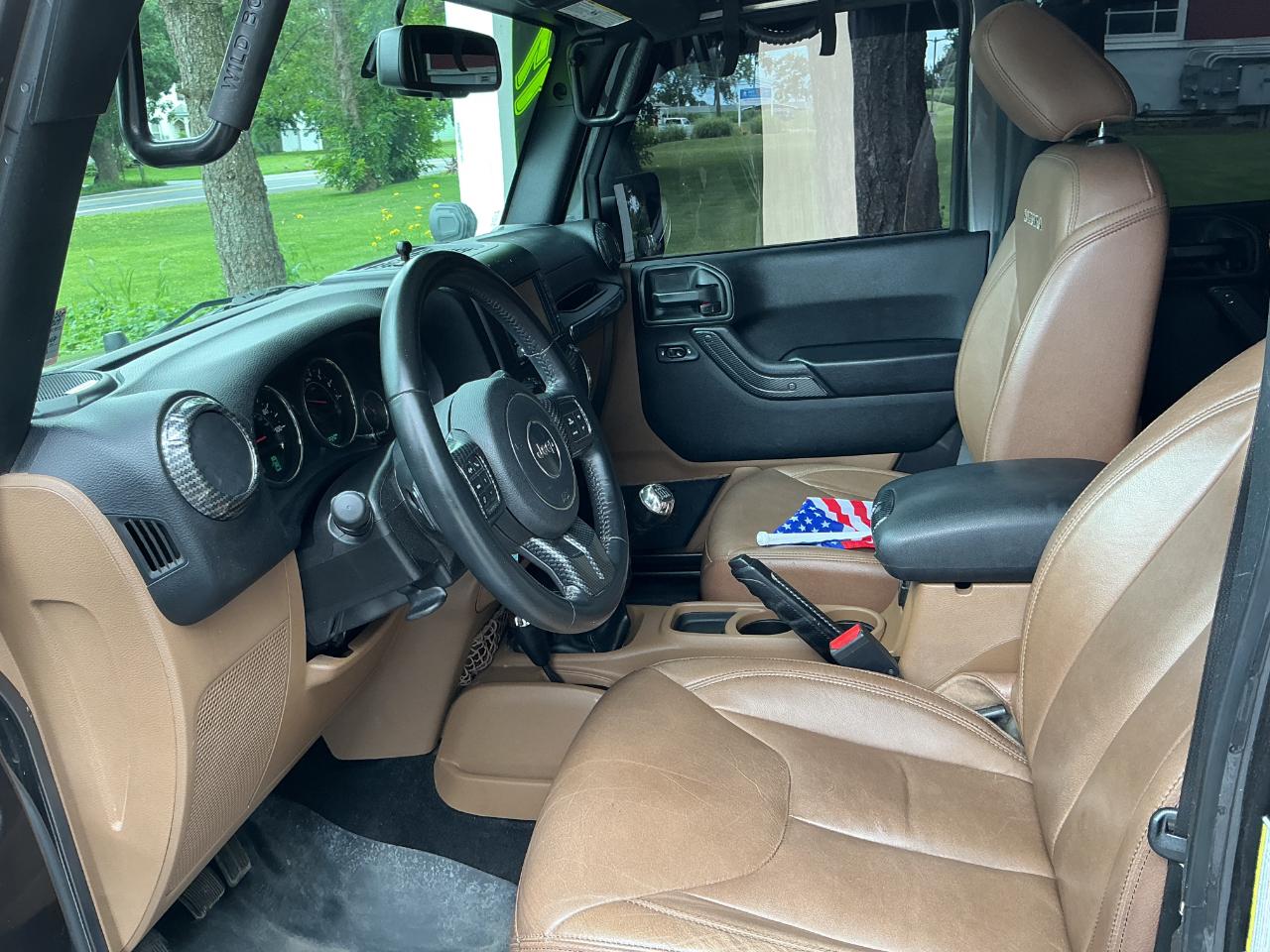Jeep Wrangler Unlimited 4WD 4dr Sahara 2017