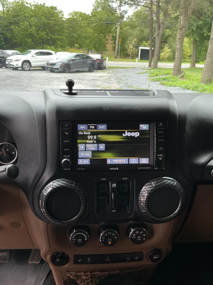 Jeep Wrangler Unlimited 4WD 4dr Sahara 2017
