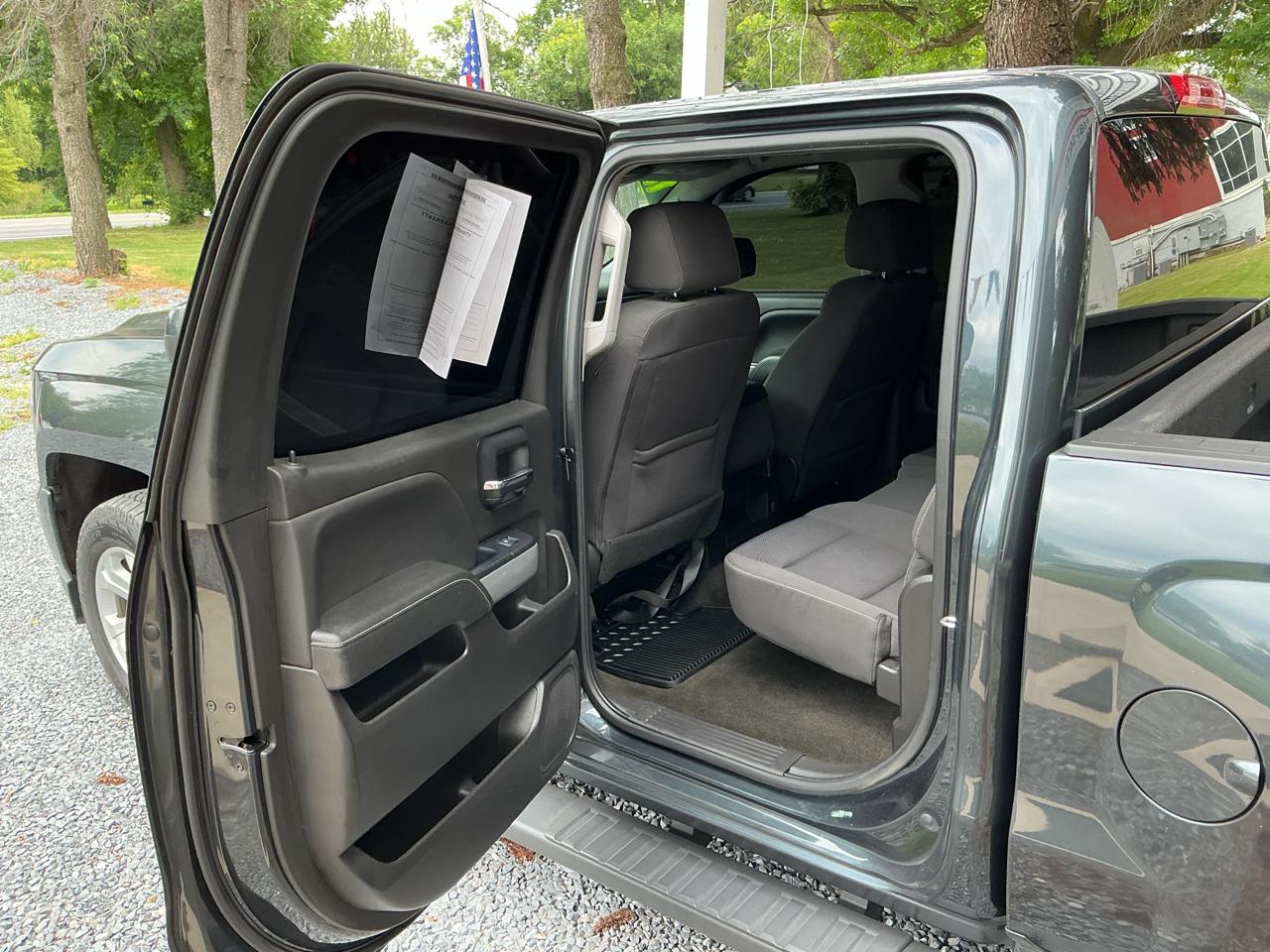 Chevrolet Silverado 1500 LTZ Z71 Crew Cab 4WD 2018