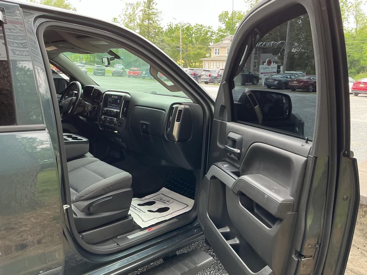 Chevrolet Silverado 1500 LTZ Z71 Crew Cab 4WD 2018