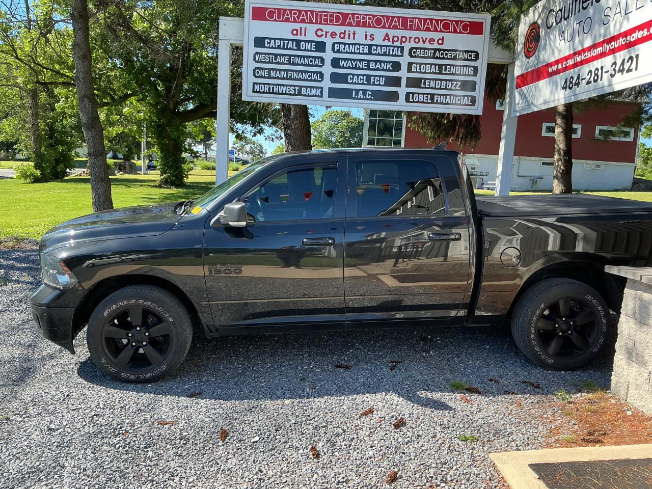 RAM 1500 Big Horn Crew Cab 4WD 2018