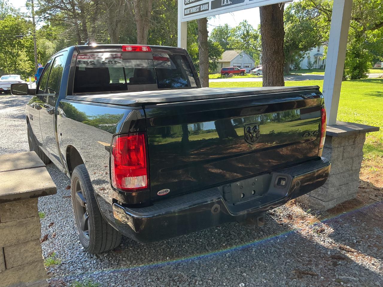 RAM 1500 Big Horn Crew Cab 4WD 2018