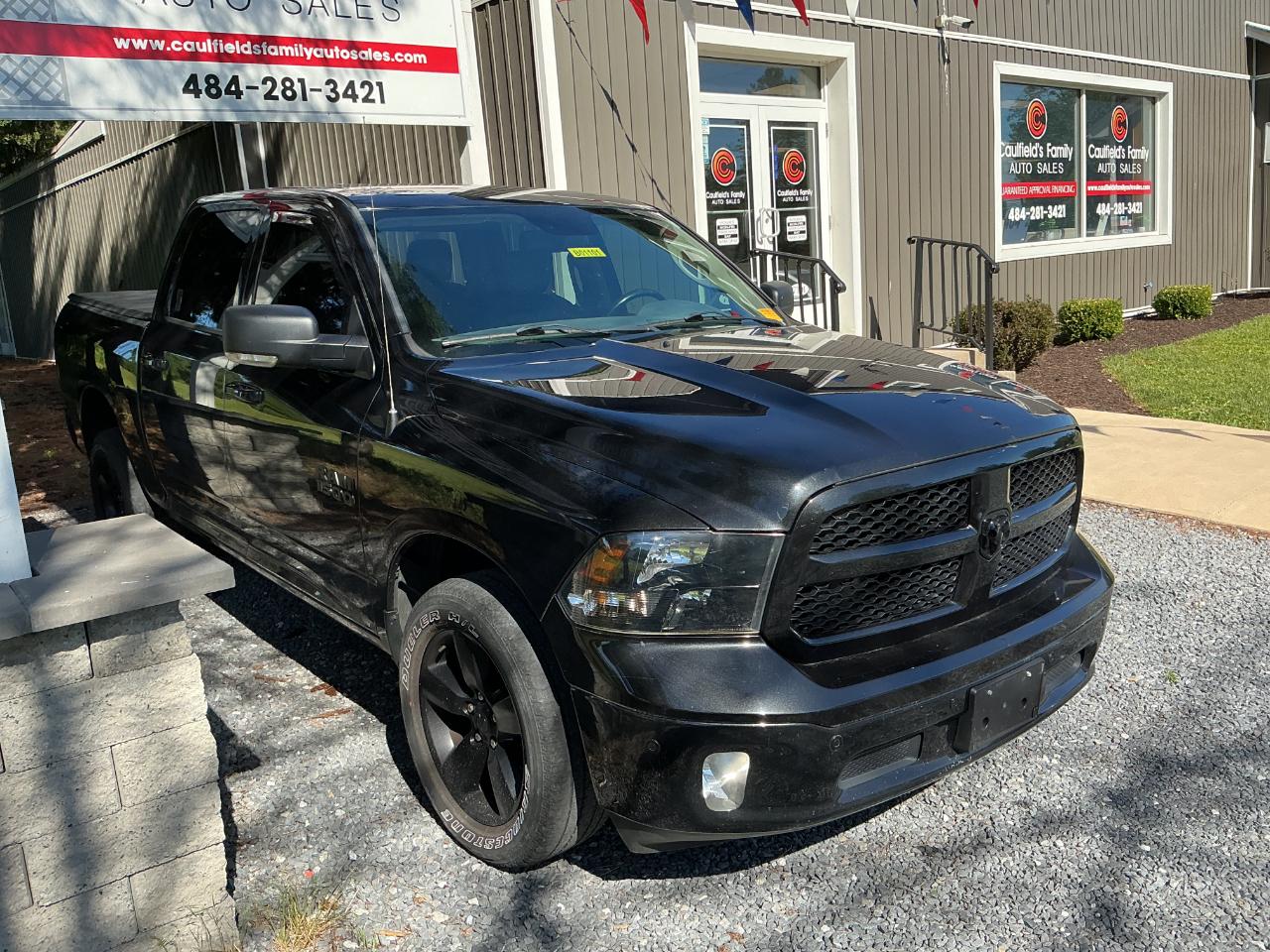 RAM 1500 Big Horn Crew Cab 4WD 2018