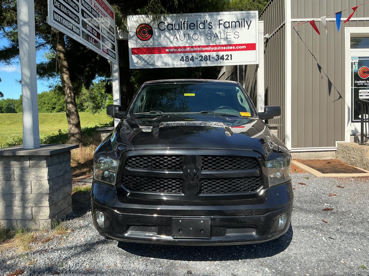 RAM 1500 Big Horn Crew Cab 4WD 2018