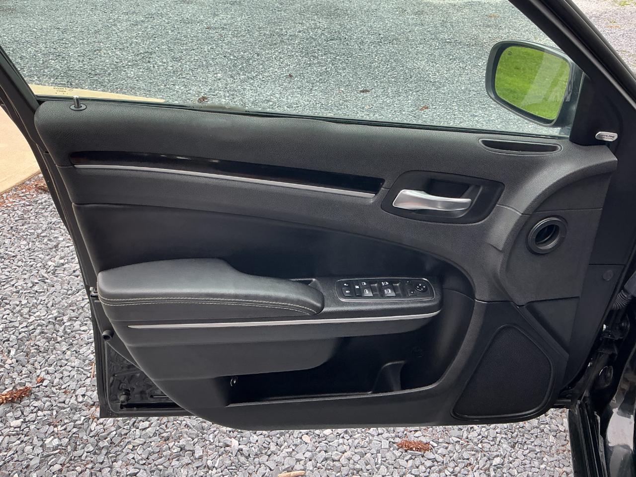 Chrysler 300 300S RWD 2019