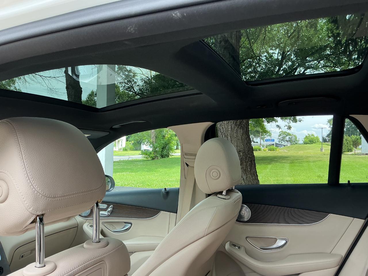 Mercedes-Benz GLC GLC 300 4MATIC SUV 2018