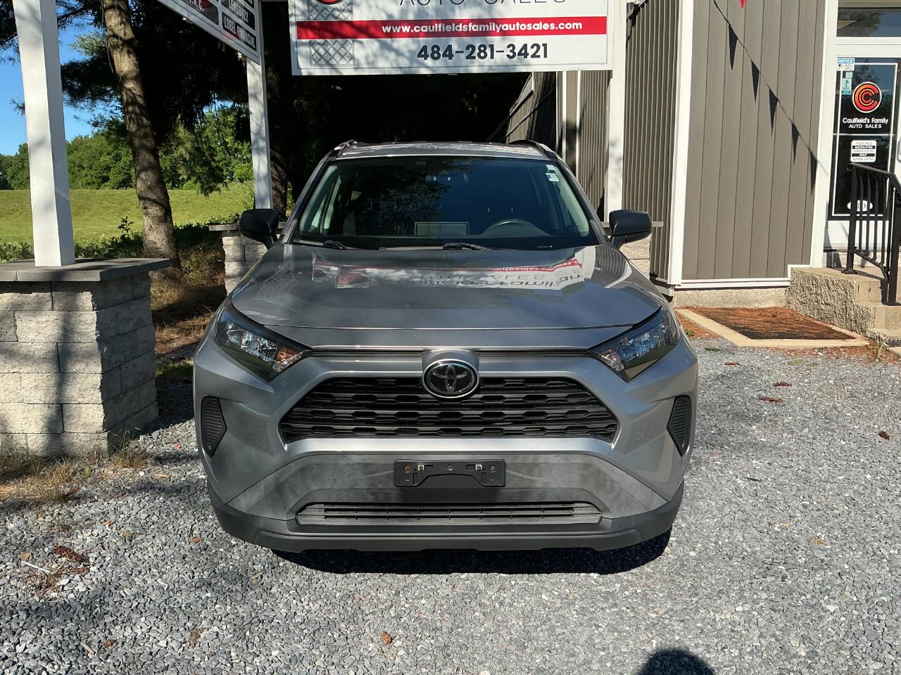 Toyota RAV4 LE FWD 2021