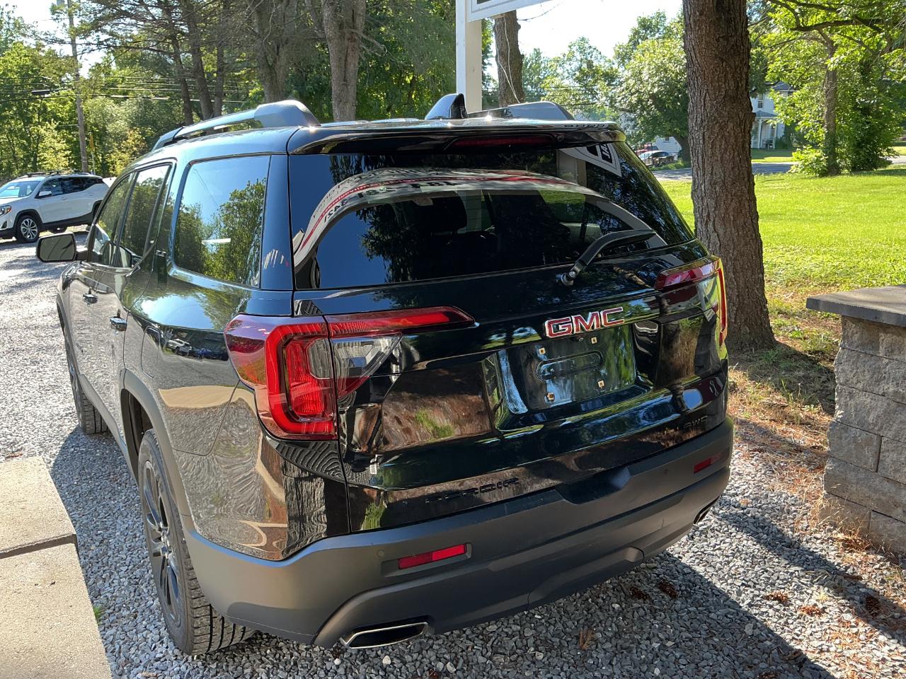 GMC Acadia AWD 4dr SLE 2022