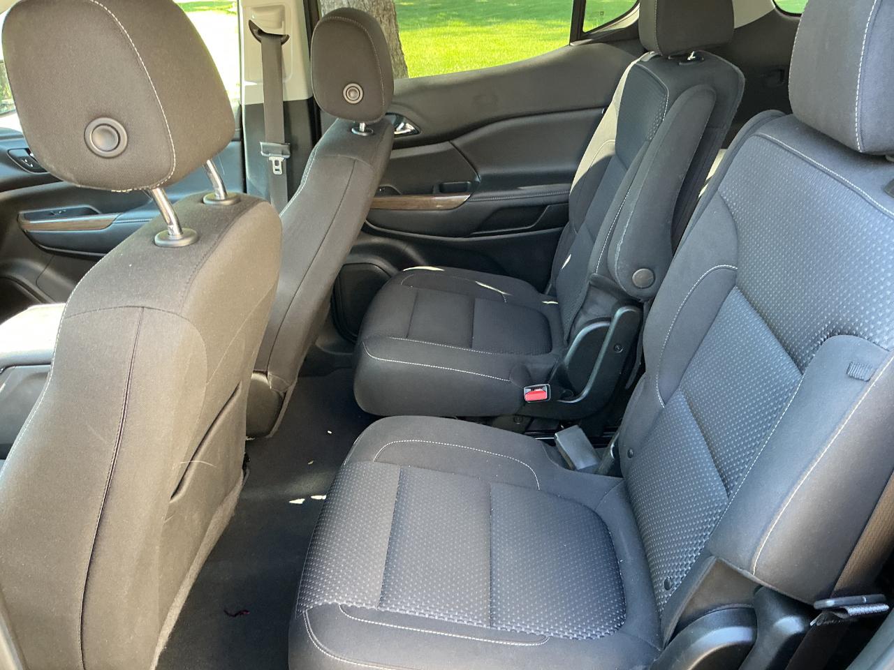 GMC Acadia AWD 4dr SLE 2022