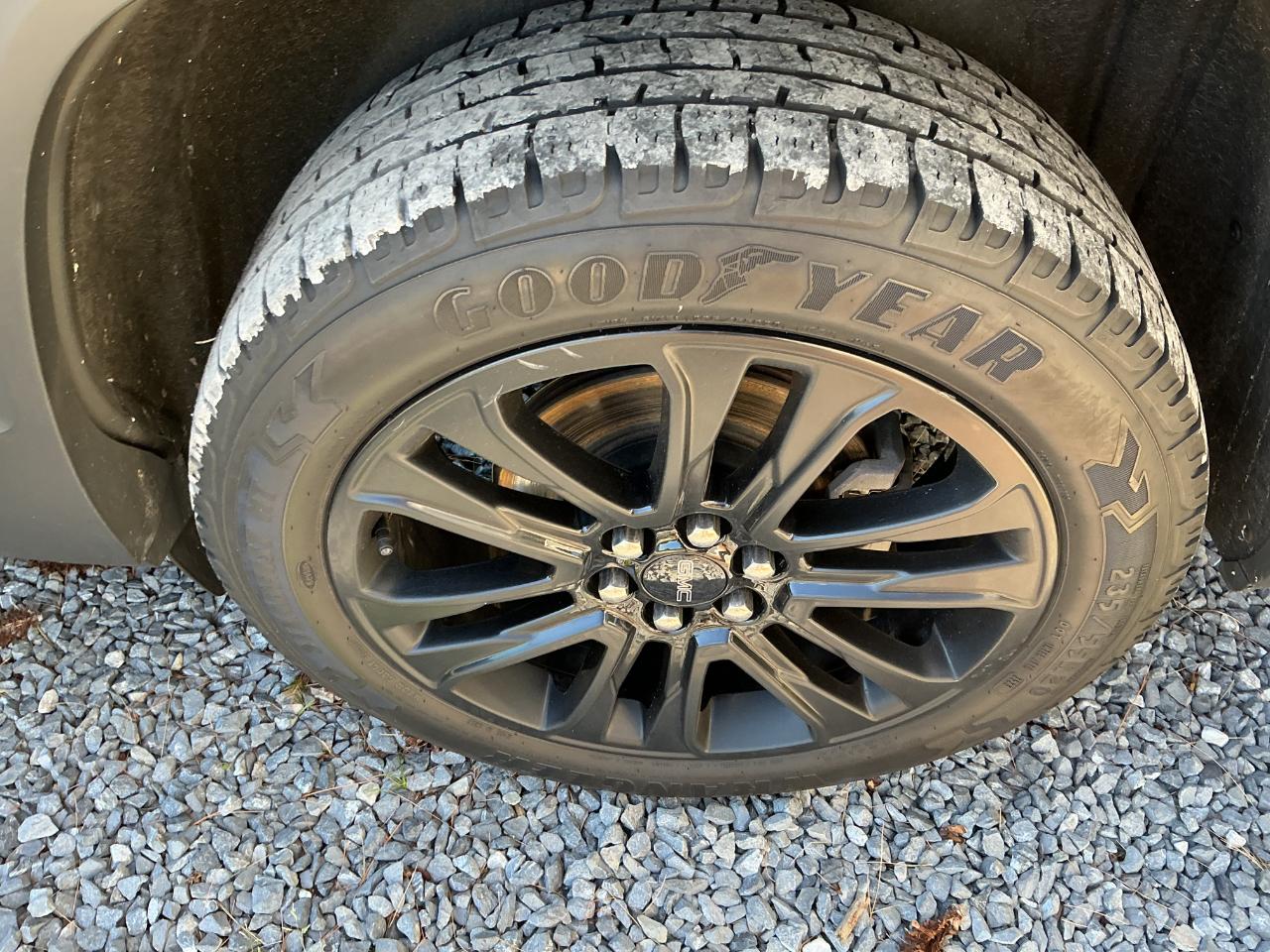 GMC Acadia AWD 4dr SLE 2022
