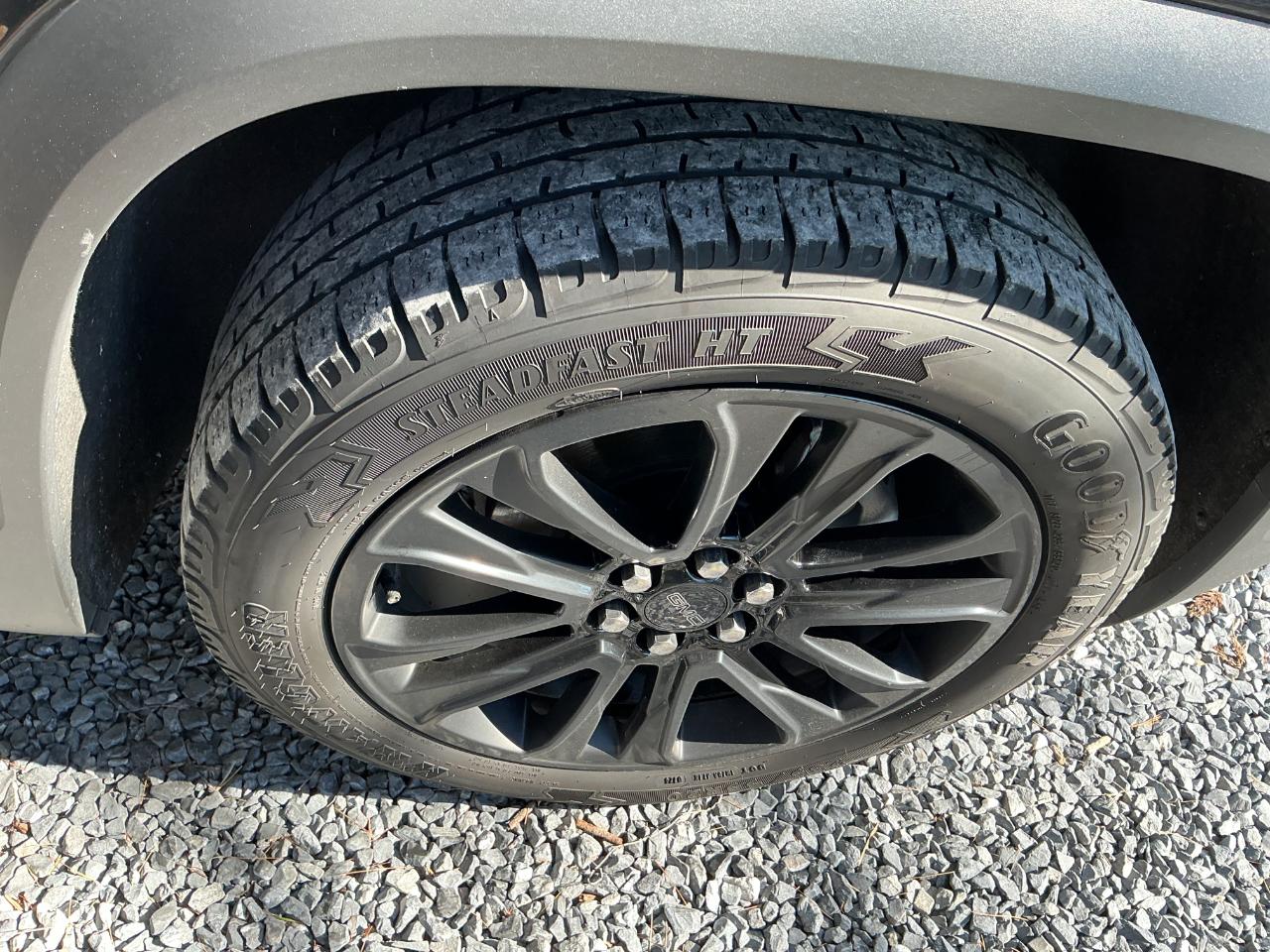 GMC Acadia AWD 4dr SLE 2022