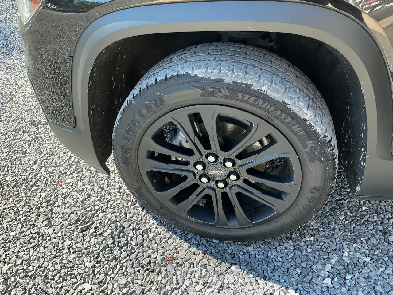 GMC Acadia AWD 4dr SLE 2022