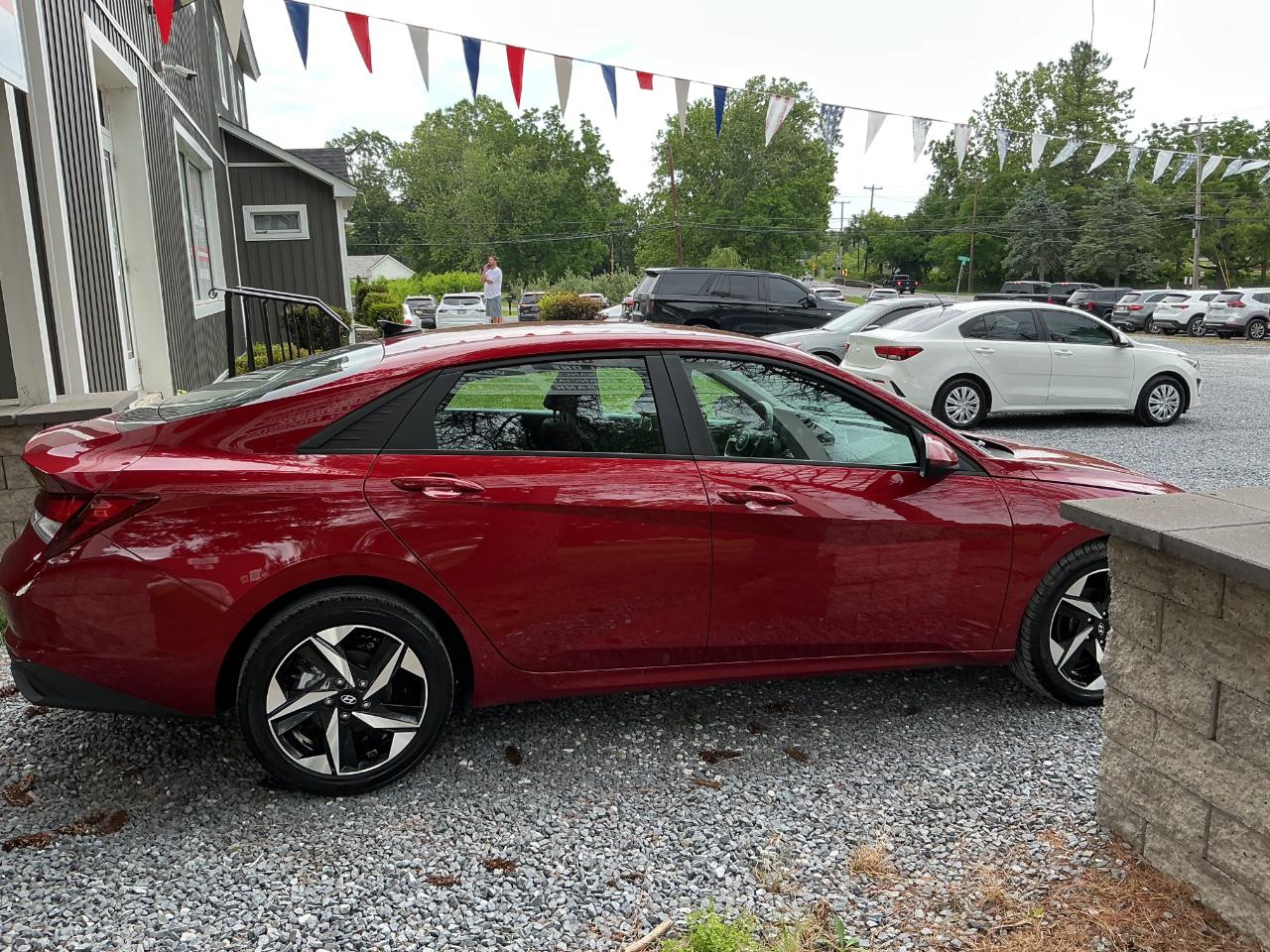 Hyundai Elantra SEL 2023