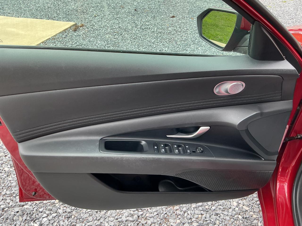 Hyundai Elantra SEL 2023