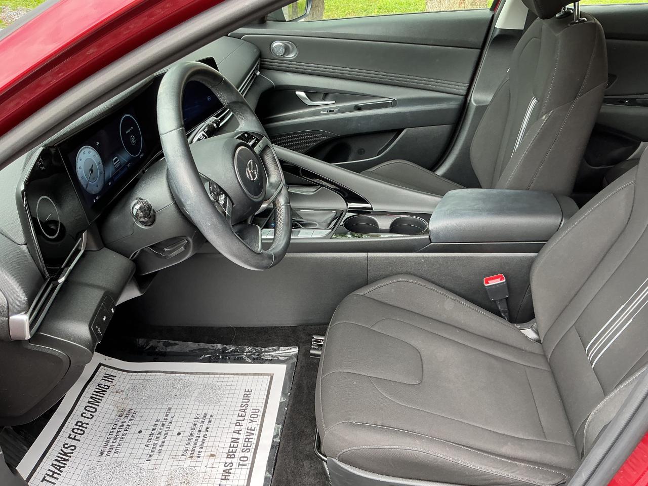Hyundai Elantra SEL 2023