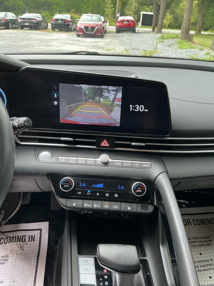 Hyundai Elantra SEL 2023