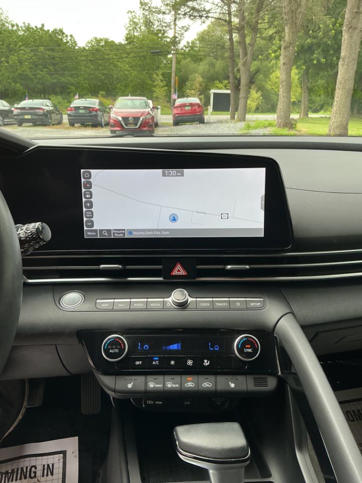 Hyundai Elantra SEL 2023