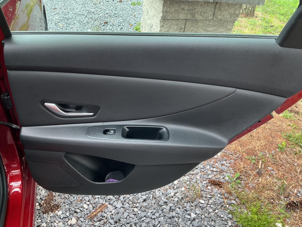 Hyundai Elantra SEL 2023