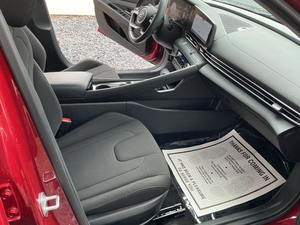 Hyundai Elantra SEL 2023