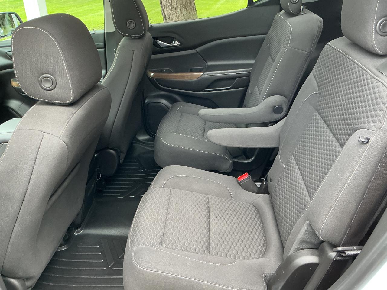 GMC Acadia AWD 4dr SLE w/SLE-2 2019