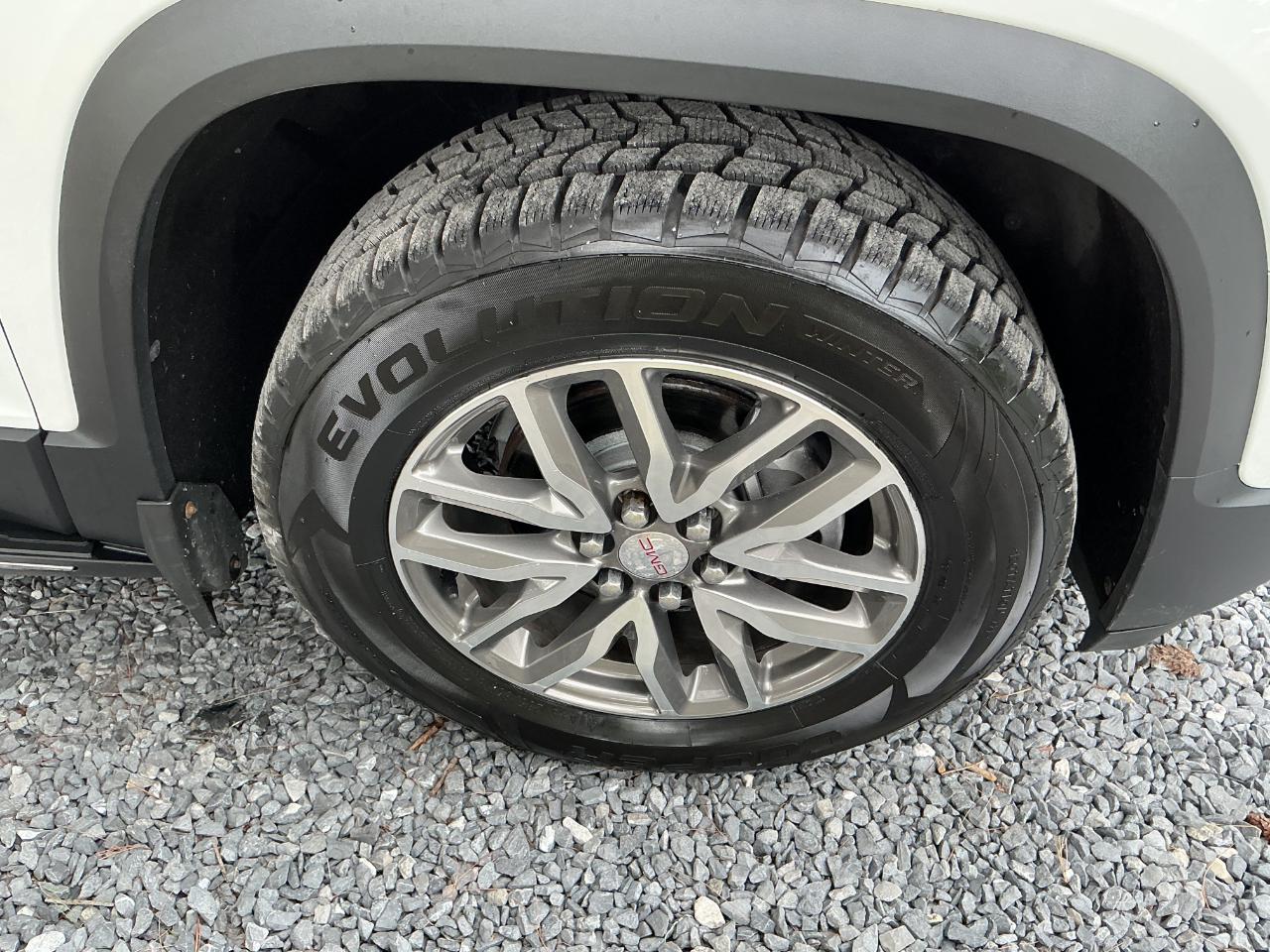 GMC Acadia AWD 4dr SLE w/SLE-2 2019