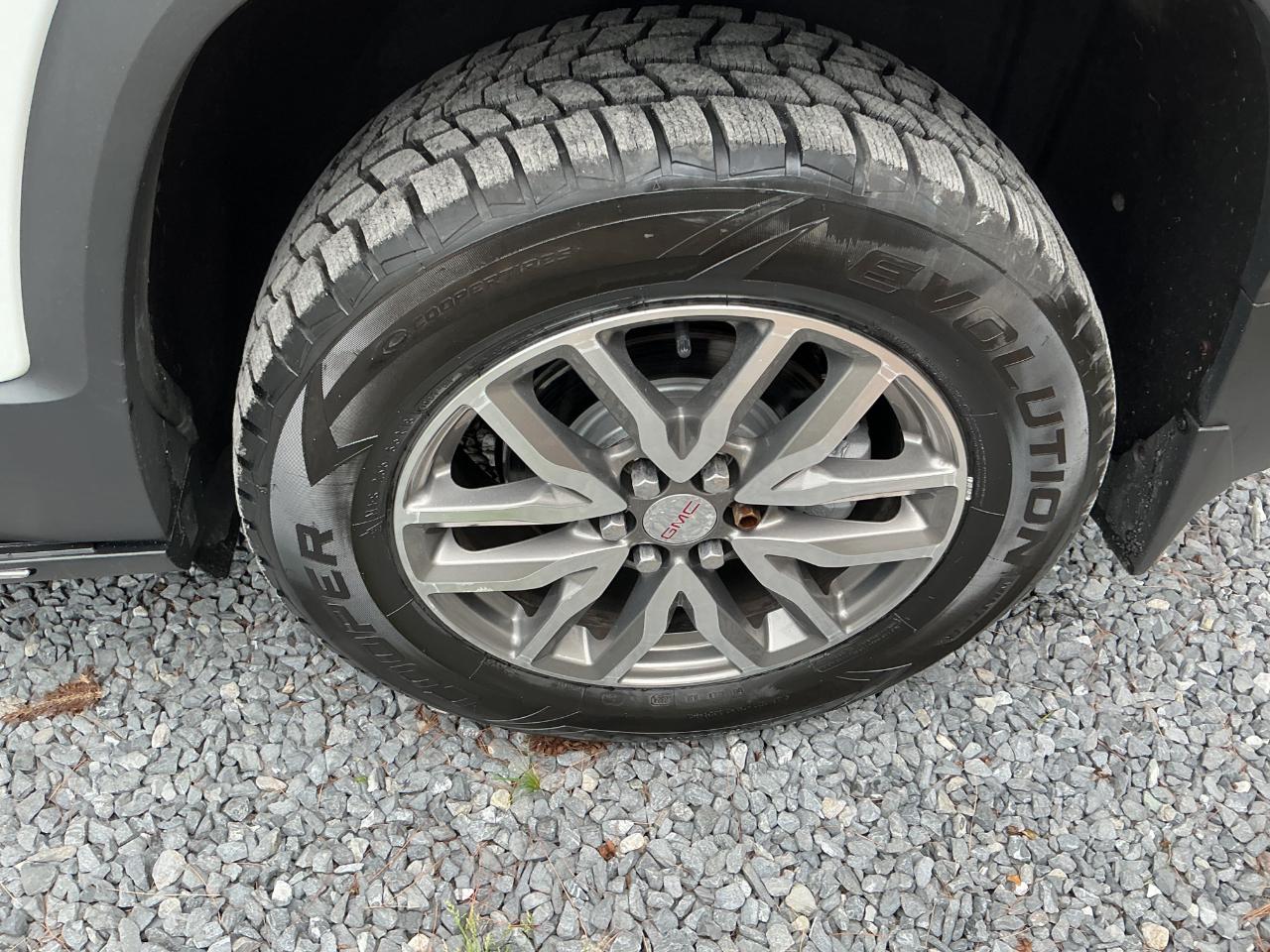 GMC Acadia AWD 4dr SLE w/SLE-2 2019