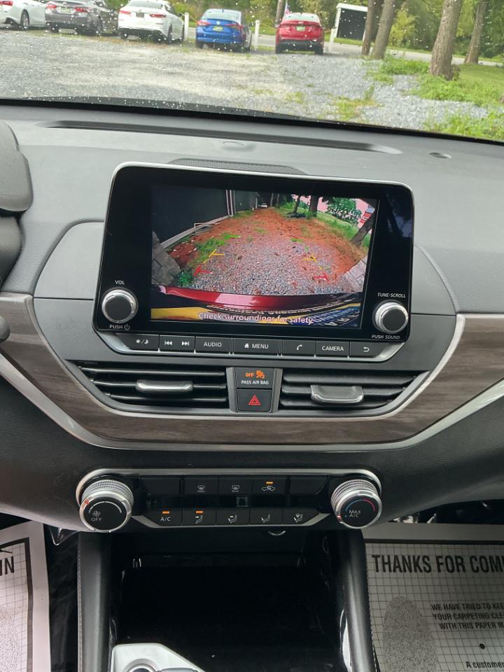 Nissan Altima 2.5 SV Sedan 2023