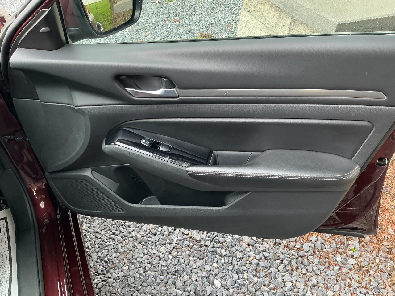 Nissan Altima 2.5 SV Sedan 2023