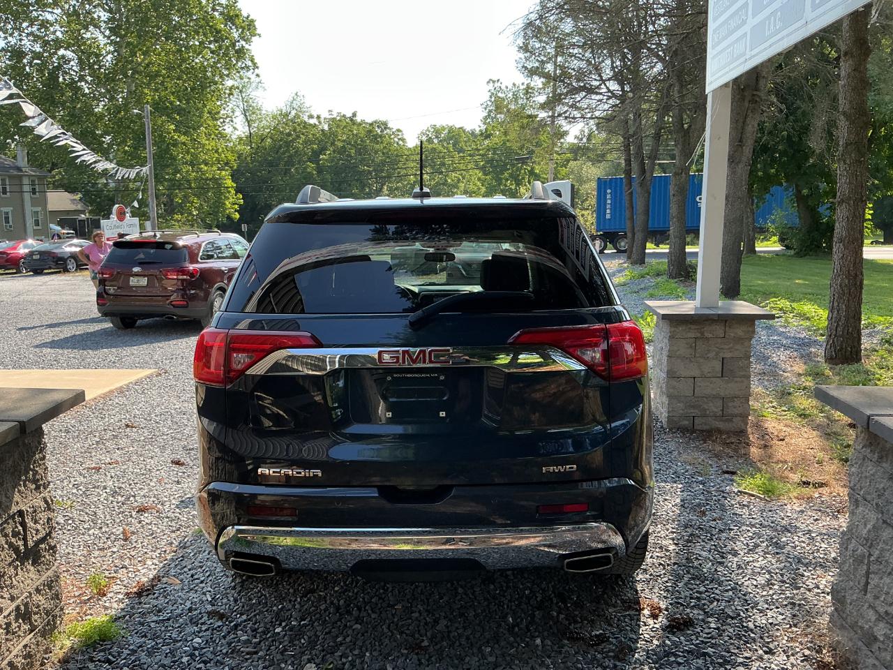 GMC Acadia AWD 4dr Denali 2019
