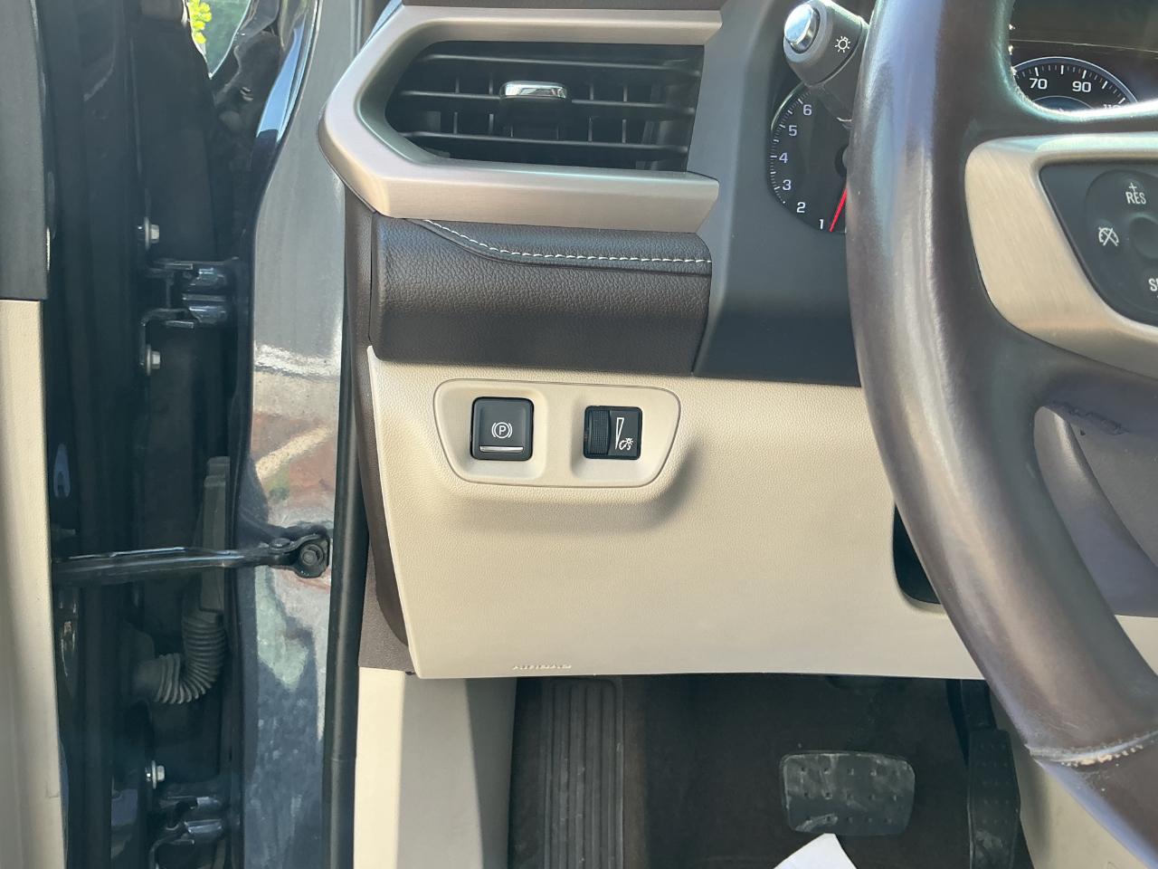 GMC Acadia AWD 4dr Denali 2019