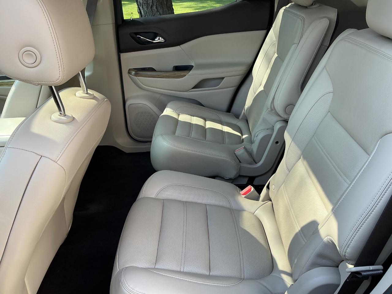 GMC Acadia AWD 4dr Denali 2019