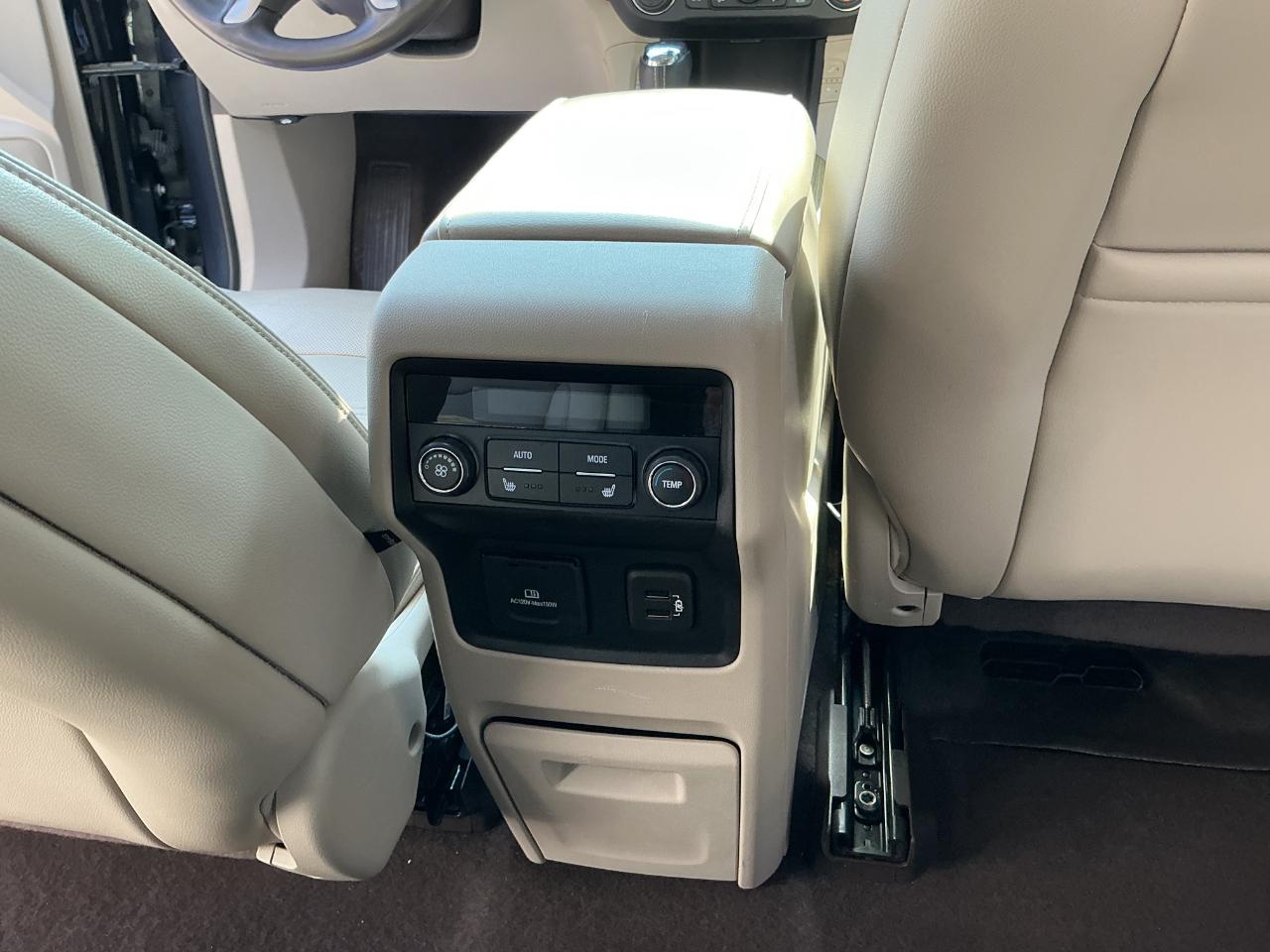 GMC Acadia AWD 4dr Denali 2019