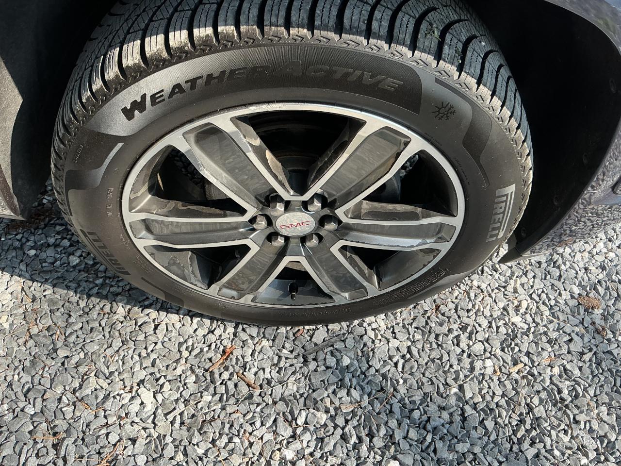 GMC Acadia AWD 4dr Denali 2019