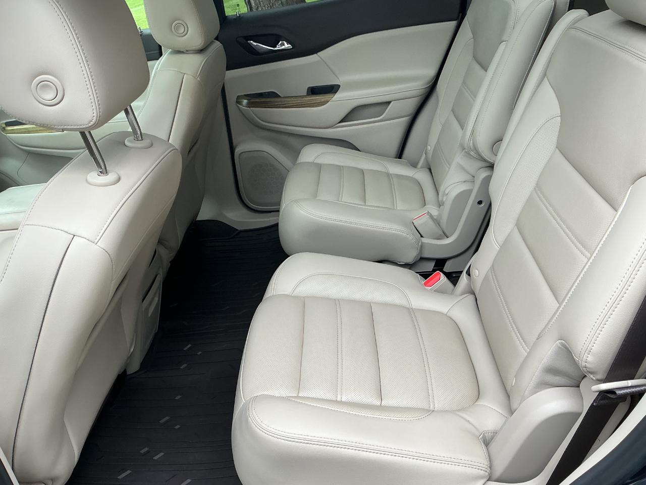 GMC Acadia AWD 4dr Denali 2019