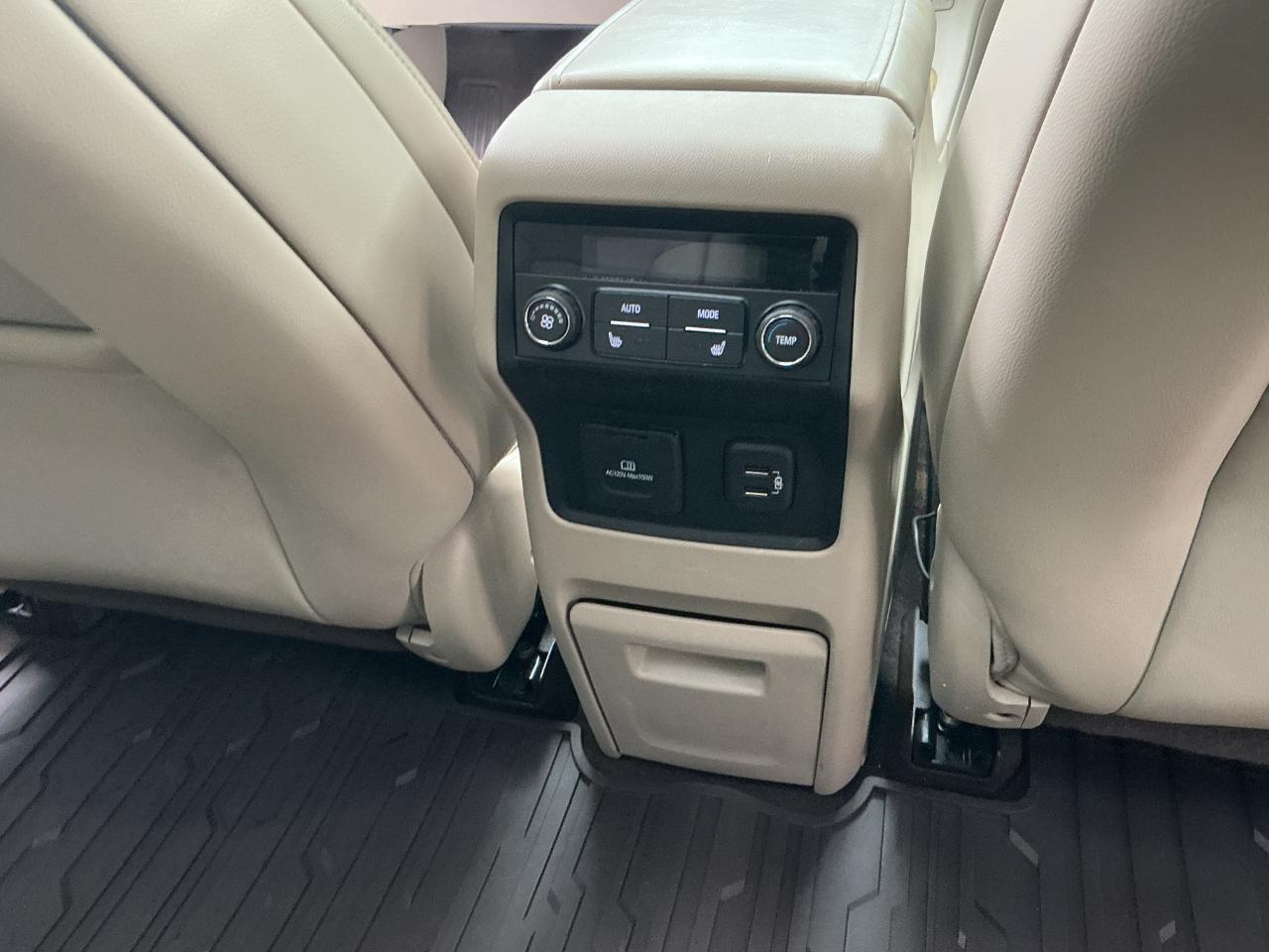 GMC Acadia AWD 4dr Denali 2019