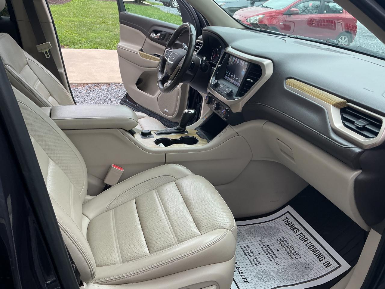 GMC Acadia AWD 4dr Denali 2019