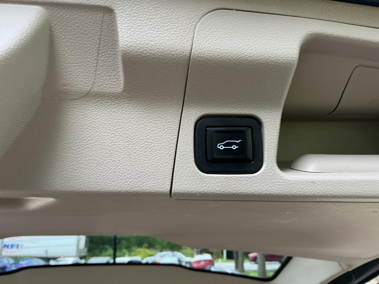 GMC Acadia AWD 4dr Denali 2019