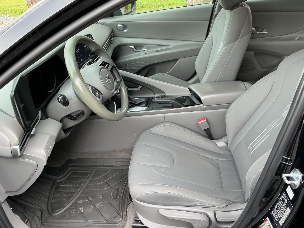Hyundai Elantra SEL 2023
