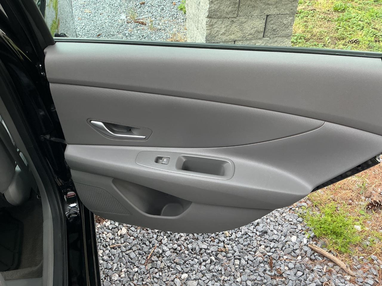 Hyundai Elantra SEL 2023