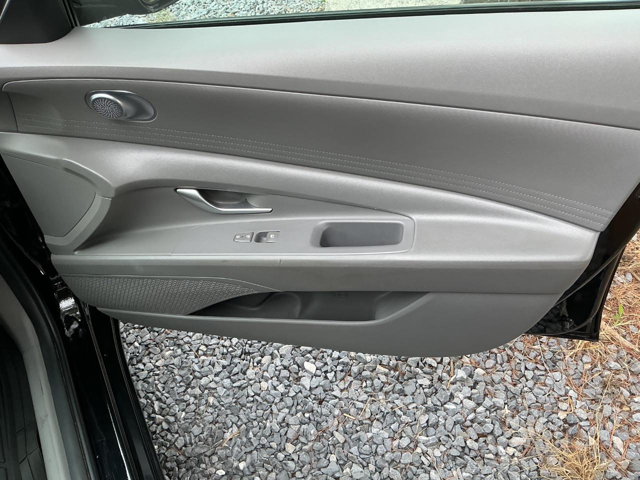 Hyundai Elantra SEL 2023