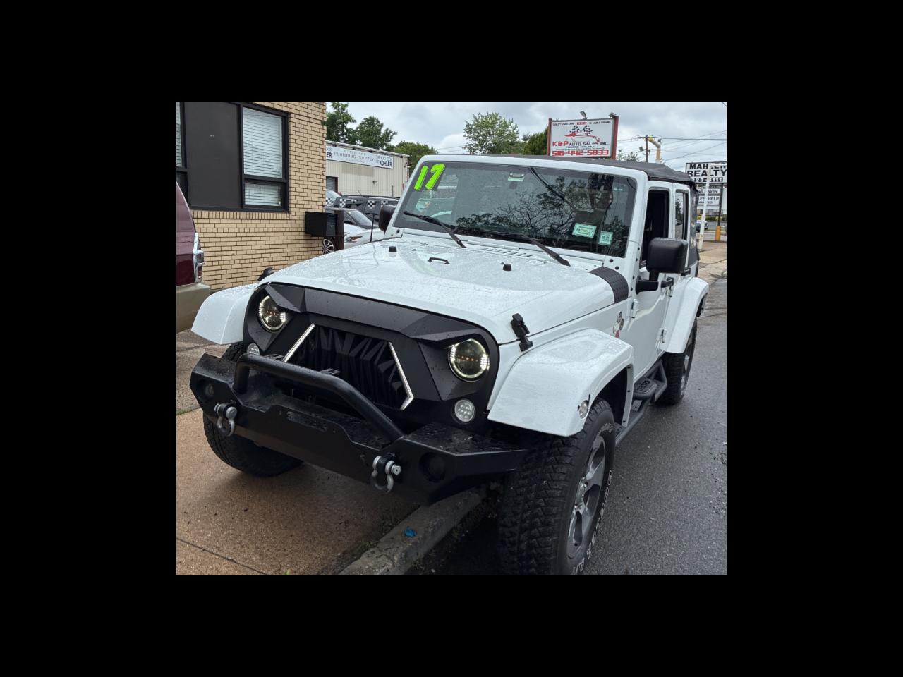 Jeep Wrangler Unlimited 4WD 4dr Sahara 2017