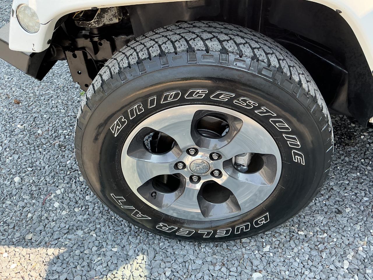 Jeep Wrangler Unlimited 4WD 4dr Sahara 2017