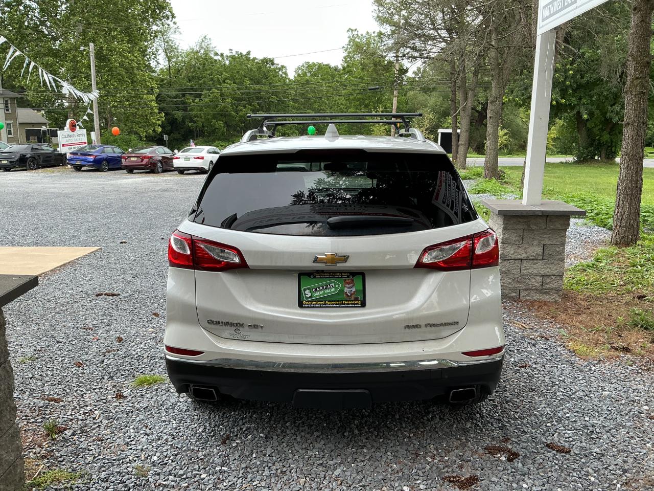 View vehicle photo 4