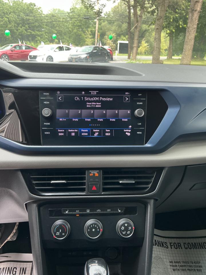 Volkswagen Taos SE FWD 2022