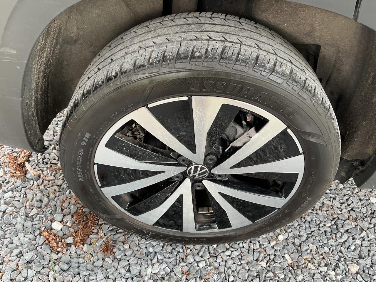 Volkswagen Taos SE FWD 2022